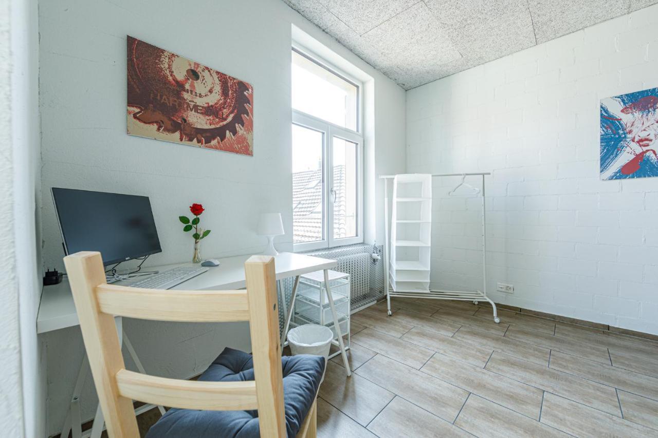 Simple Rooms - Yellow Inn St. Gallen Exterior photo